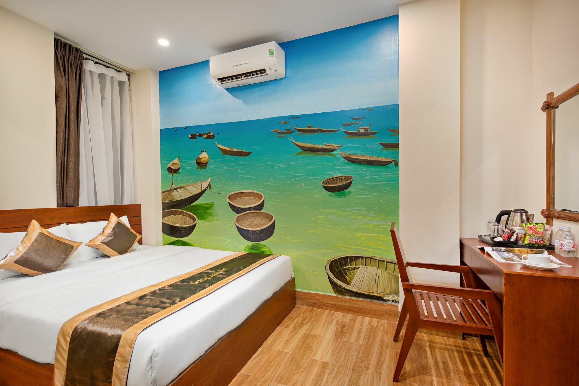 Ancyra Capsule Hotel - Backpackers Paradise & Rooftop Bar Da Nang Exterior foto